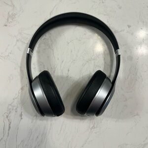 Beats By Dre Wireless Headphones